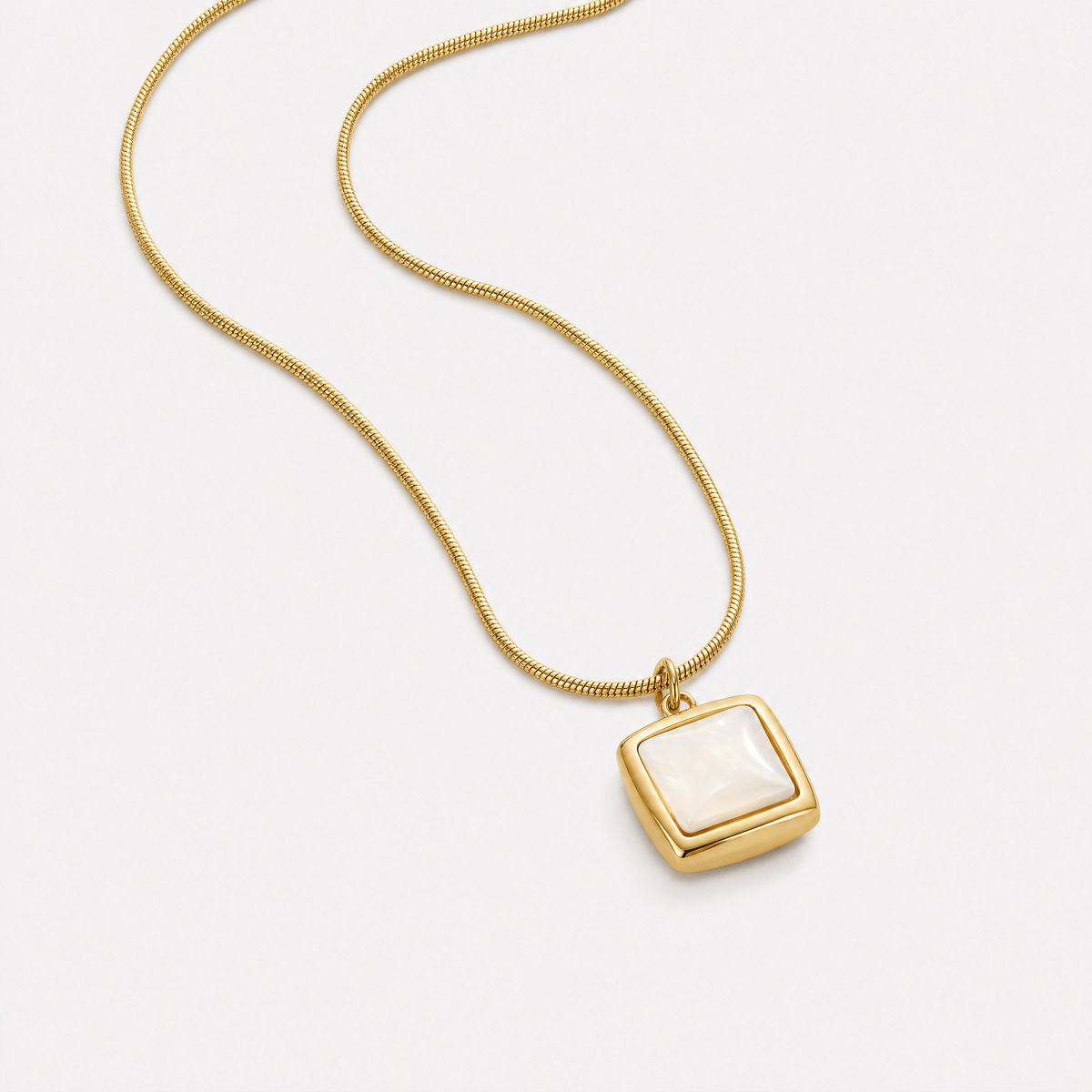 Emilia Pendant Necklace