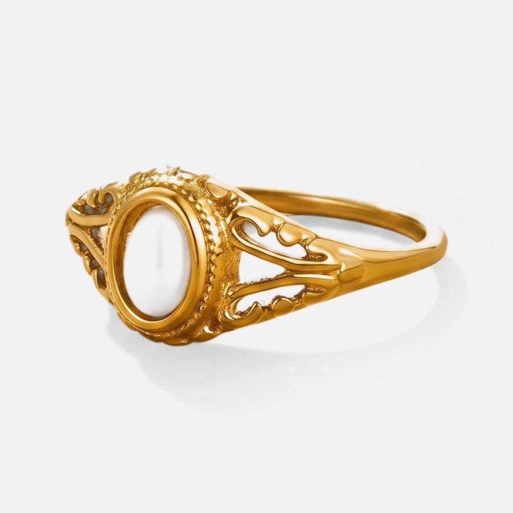 Cosima Pearl Ring