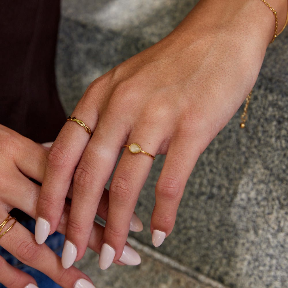 Nadia Teardrop Ring