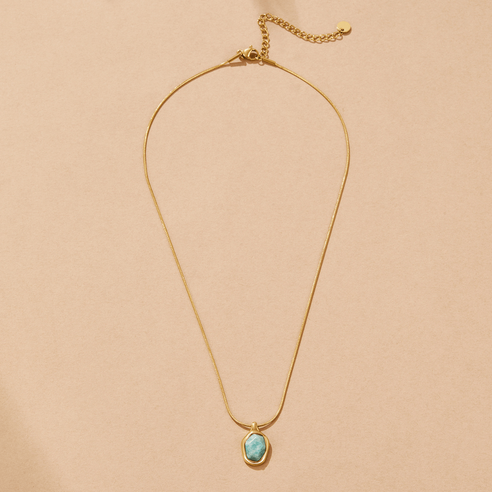 Mariella Pendant Necklace