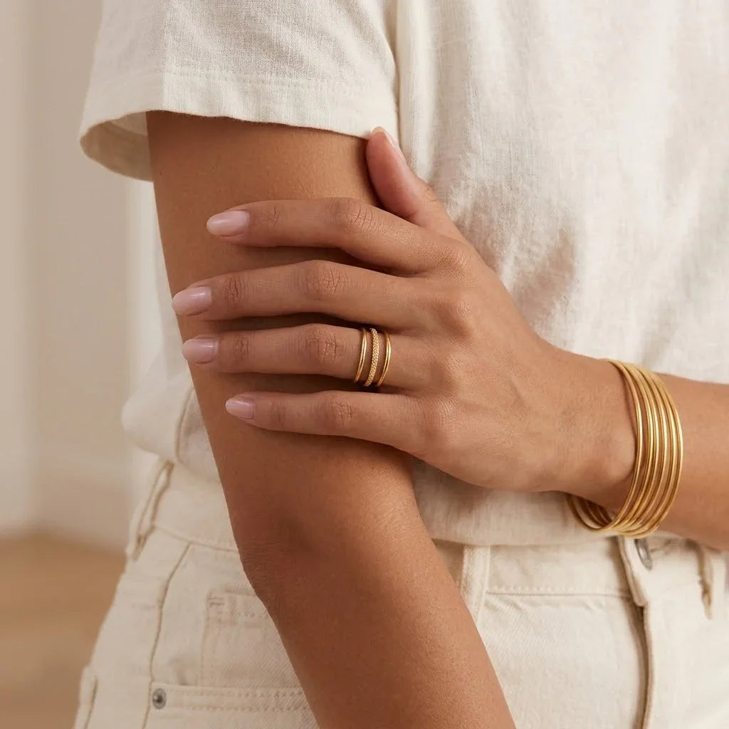 Quinta Bangle Set