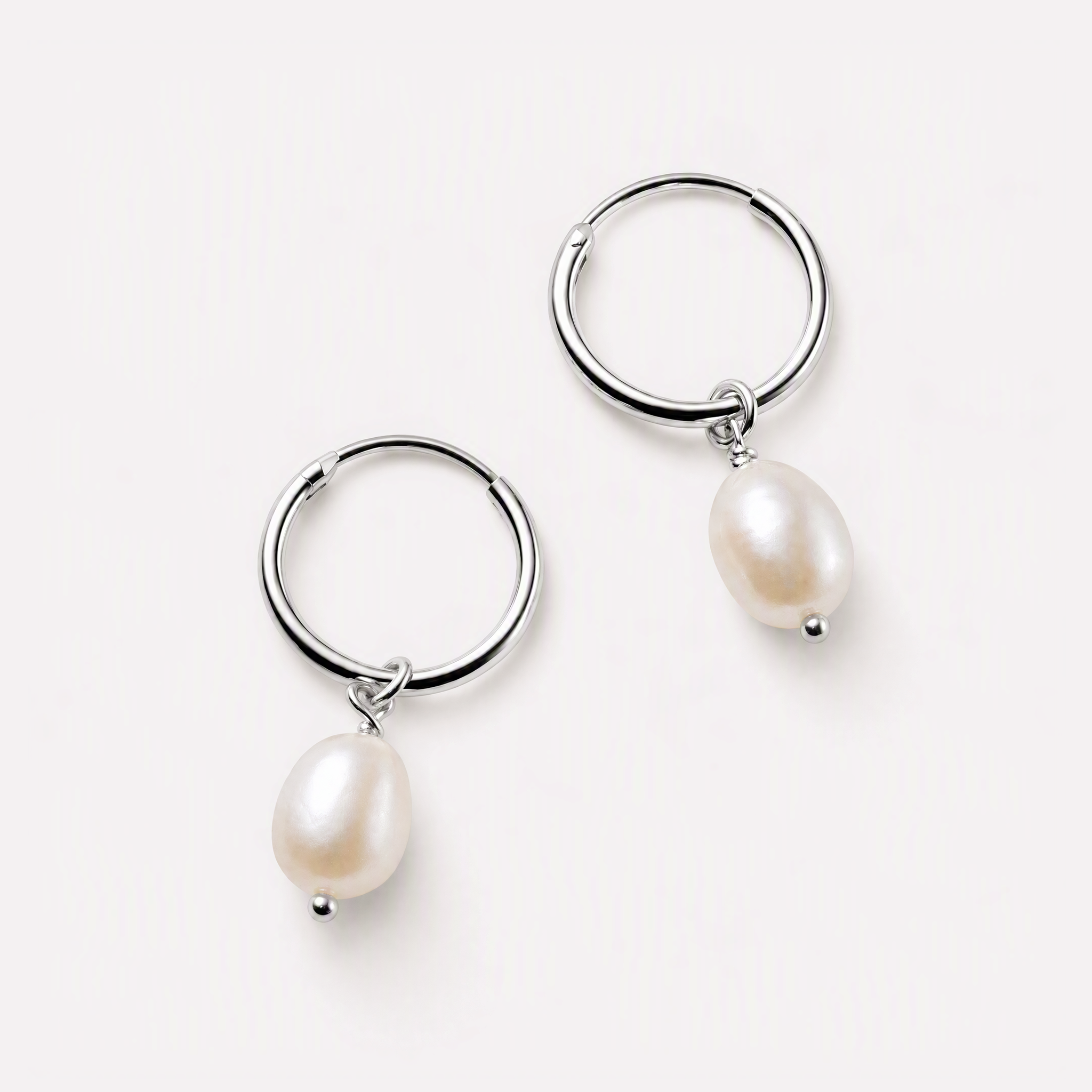 Camilla Pearl Hoops