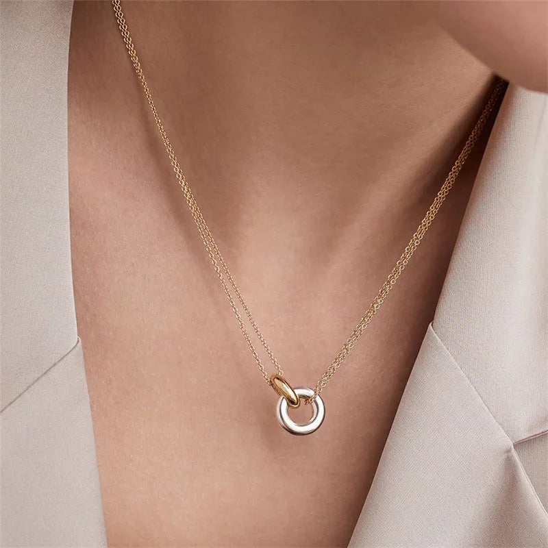 Anella Circle Necklace