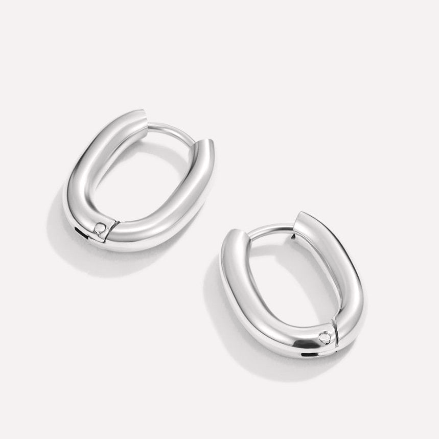Marta Oval Hoops