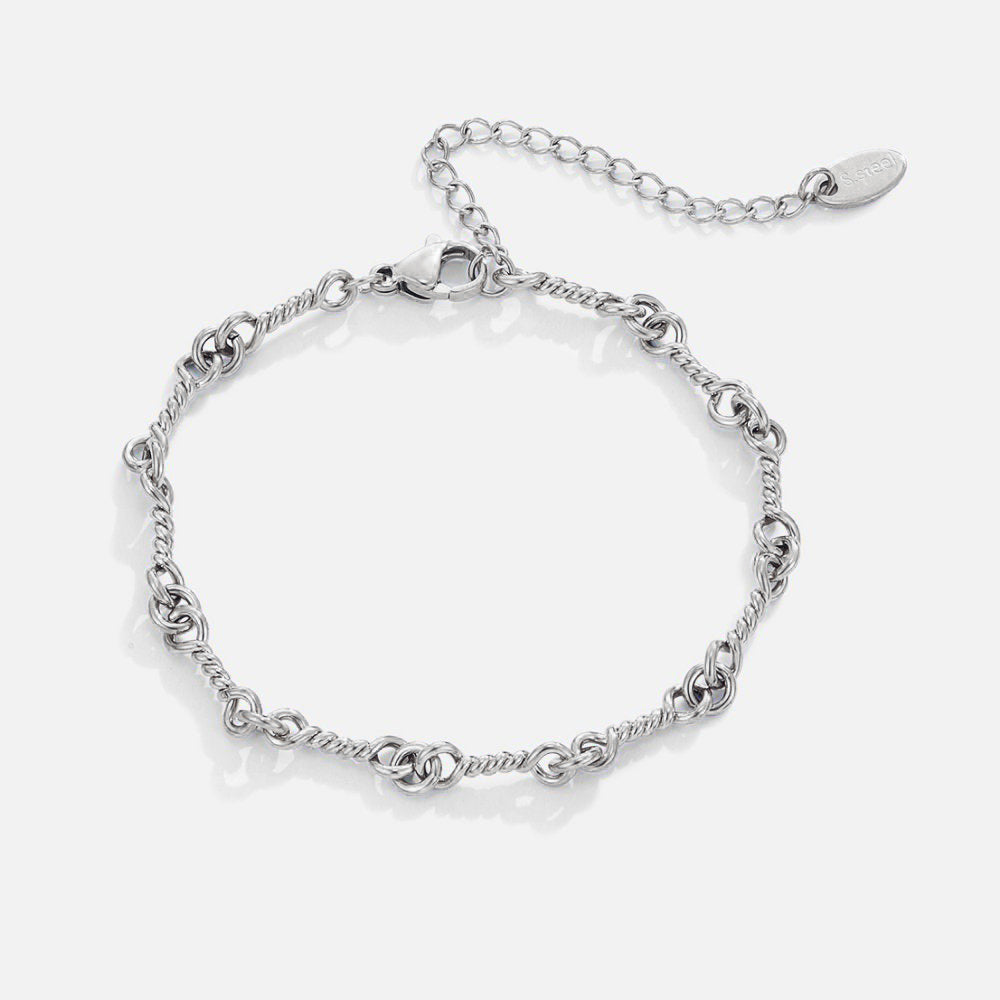 Renza Knot Chain Bracelet
