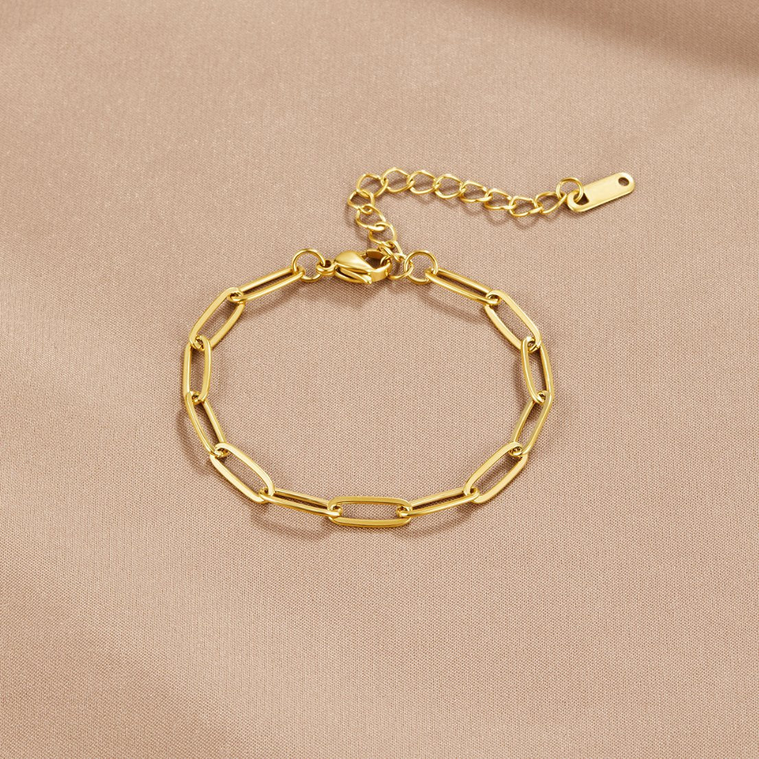 Sara Paperclip Chain Bracelet