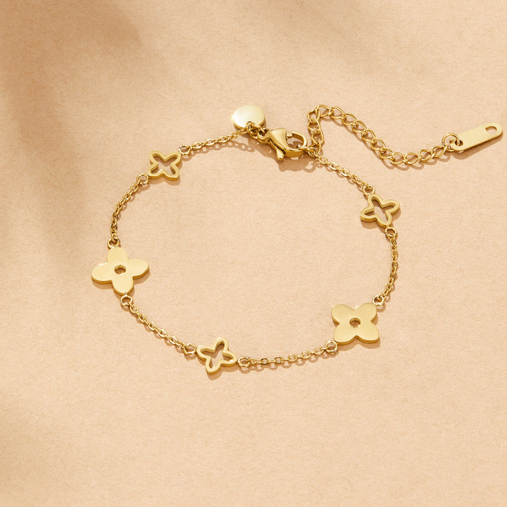 Emma Clover Chain Bracelet