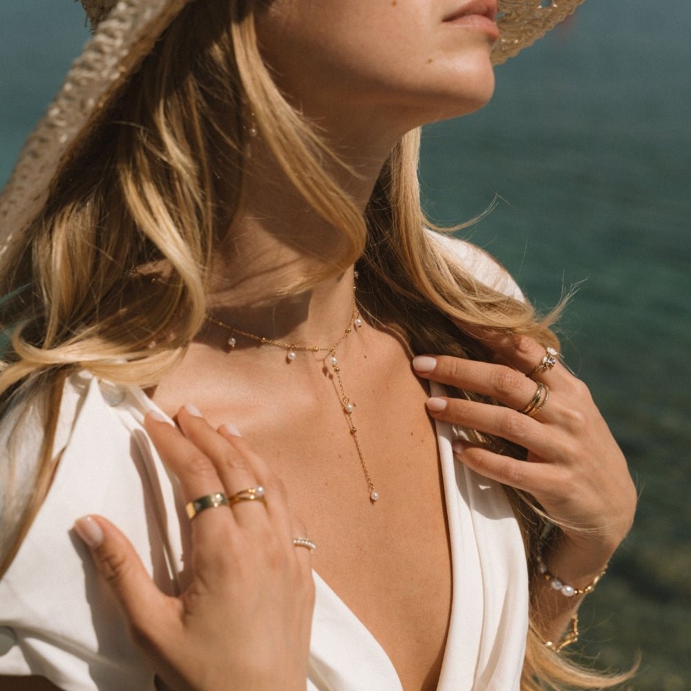 Violante Pearl Lariat