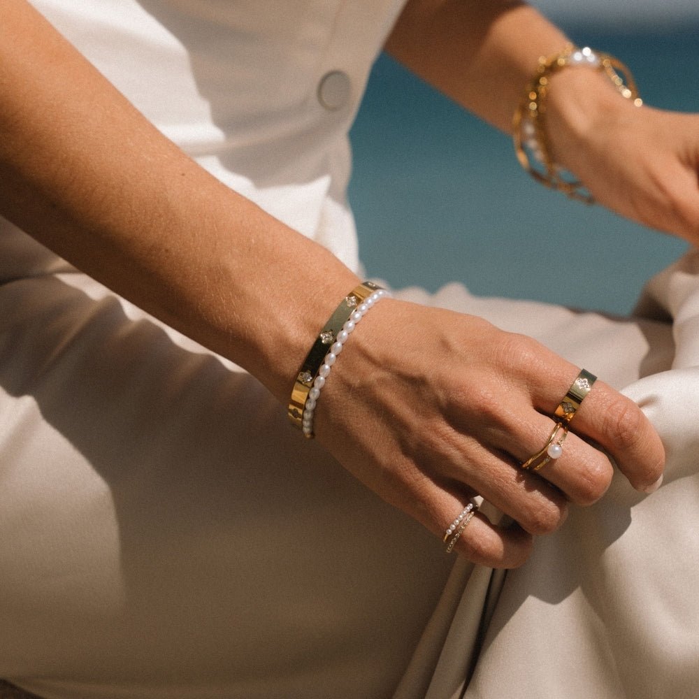 Stella Clover Bangle