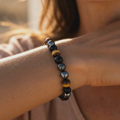"3 Protections" Bracelet worn